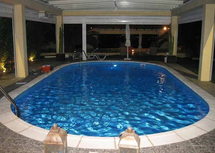 Апартаменты Stone