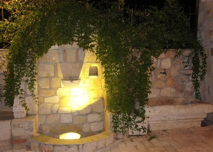 Stone Corinth